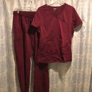 Scrub set in Wine